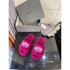 Balenciaga Slippers